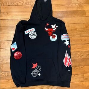 Uptown Threads Bulls New Era Sweatshirt, Sz L
